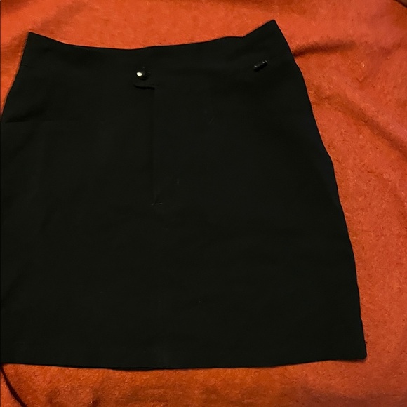 Guess Dresses & Skirts - Guess Black Women's Skirt